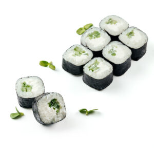 Классический ролл с огурцом и сыром